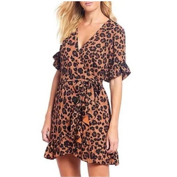 Gianni Bini Dresses & Skirts - Gianni Bini Animal Print Ruffle‎ Mini Dress